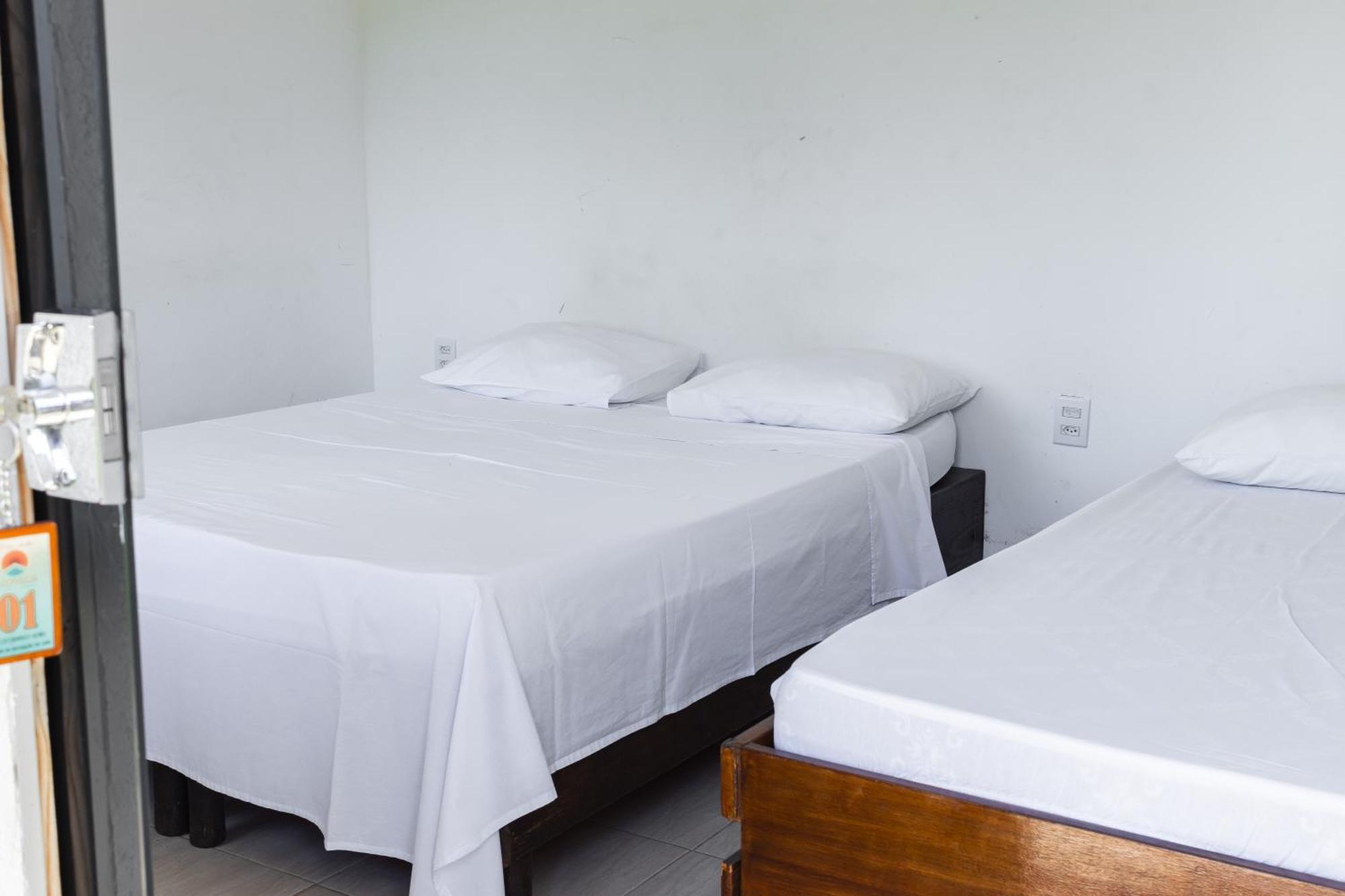 Canyons Camping Capitolio Bagian luar foto