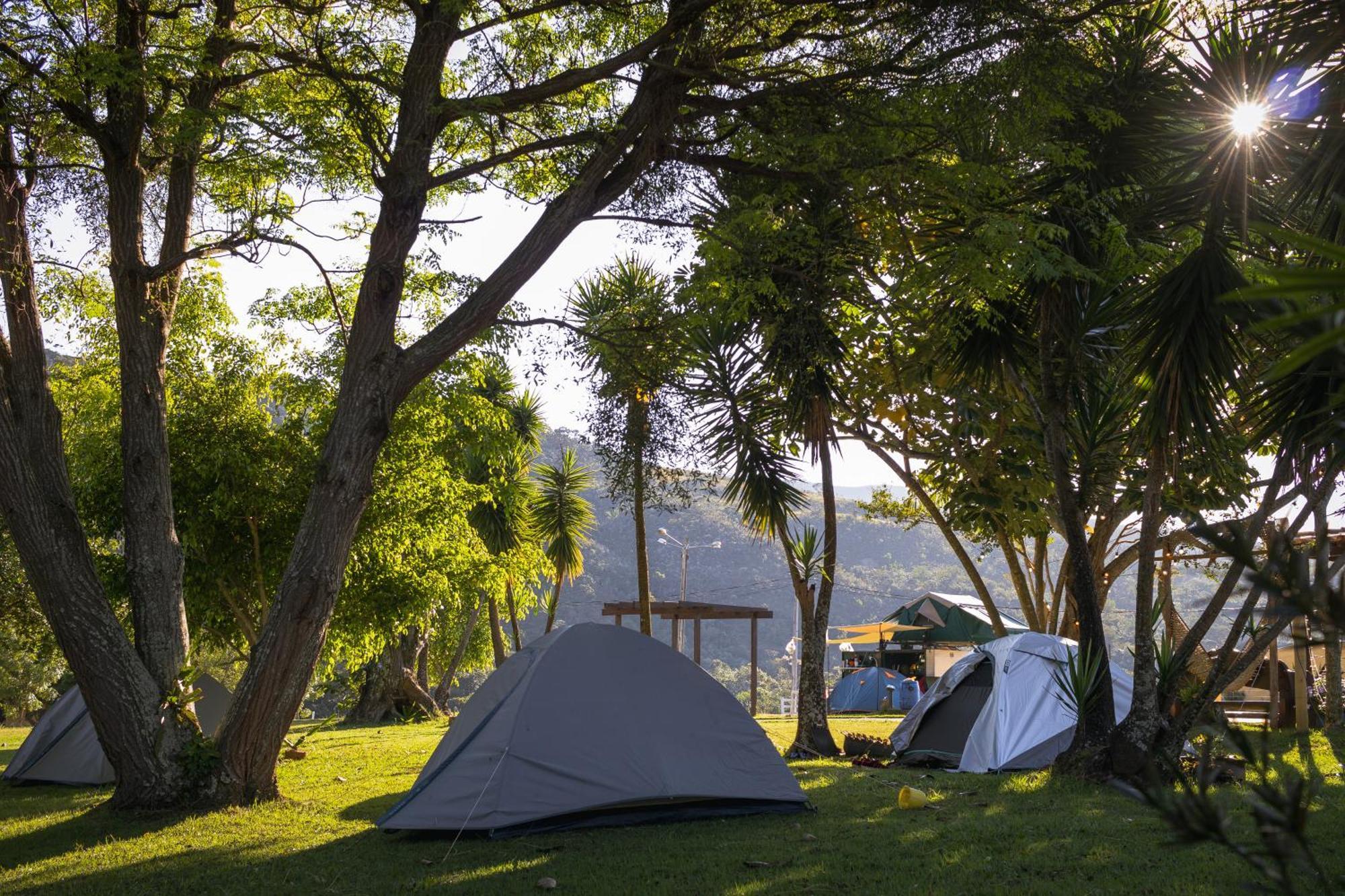 Canyons Camping Capitolio Bagian luar foto